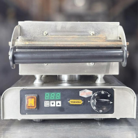 Waffeleisen X-Waffel I mit Digitaltimer B-Ware
