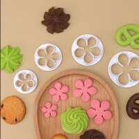 Ausstechformen 4 - teilig Motiv Blüten