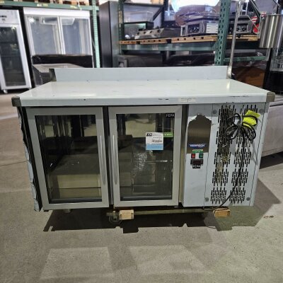 Tecnodom Kühltisch mit 2 Glastüren Edelstahl 550L GN1/1 Aufkantung B-Ware