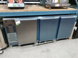 Geloline Backbarcooler mit 3 Türen 587L Edelstahl...