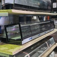 Kühlvitrine Cube 8, schwarz, 8x 1/3 GN-Behälter...