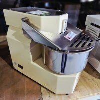 Neumärker Teigknetmaschine 5 C 7 Liter / 4 kg 230V B-Ware