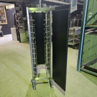 B.PRO Tablett-Abräumwagen für 12 Gastronorm-Tabletts 530x325mm 1 Tür rechts angeschlagen  Seiten- und Rückwandverkleidung Graphitschwarz  468x673x1550mm B-Ware