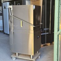 Haubenspülmaschine Aqua H5 inkl. Klarspülmittel-, Reinigerdosier- und Klarspülpumpe 10kW 400V B-Ware