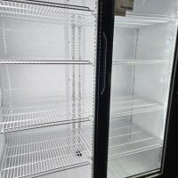 Flaschenkühlschrank mit Schiebetüren schwarz mit weißer Front 1000 Liter B-Ware