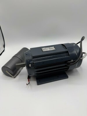 Motor YL6332 (B-Ware)