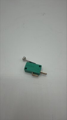 Mikroschalter mit Rollenhebel