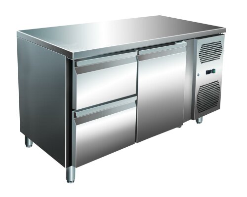 VIP Kühltisch mit 1x 2 Schubladen und 1 Tür -2 bis +8°C 1.360x700x860 mm