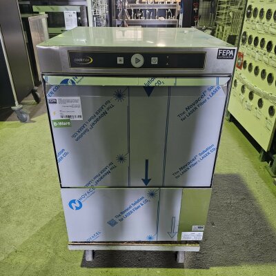 Cookmax Geschirrspüler mit Ablaufpumpe, Druckpumpe, Reinigerdosierer, Enthärter  Korb: 50 x 50 cm 5,9 kW 400V